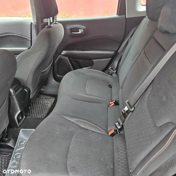 Jeep Compass 1.4 MultiAir Longitude - 34