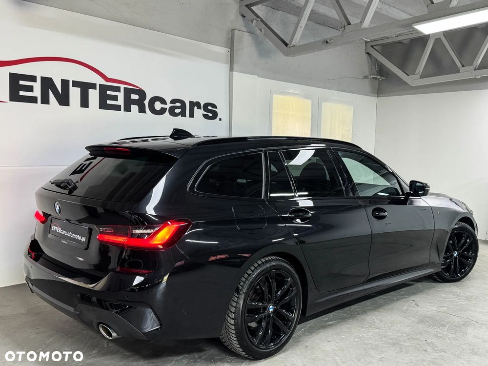 BMW Seria 3 320d xDrive M Sport Shadow - 12