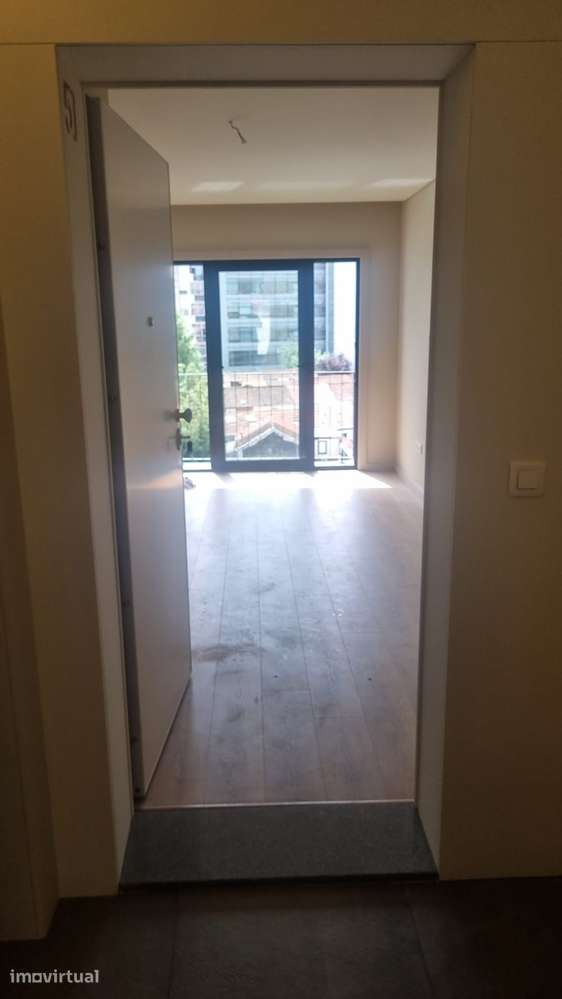 Apartamento, 55 m², Cedofeita, Santo Ildefonso, Sé, Miragaia, São Nicolau e Vitória - Grande imagem: 2/7