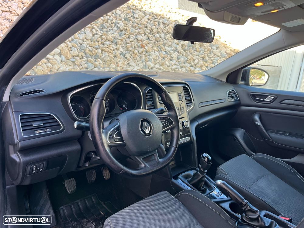 Renault Mégane - 24