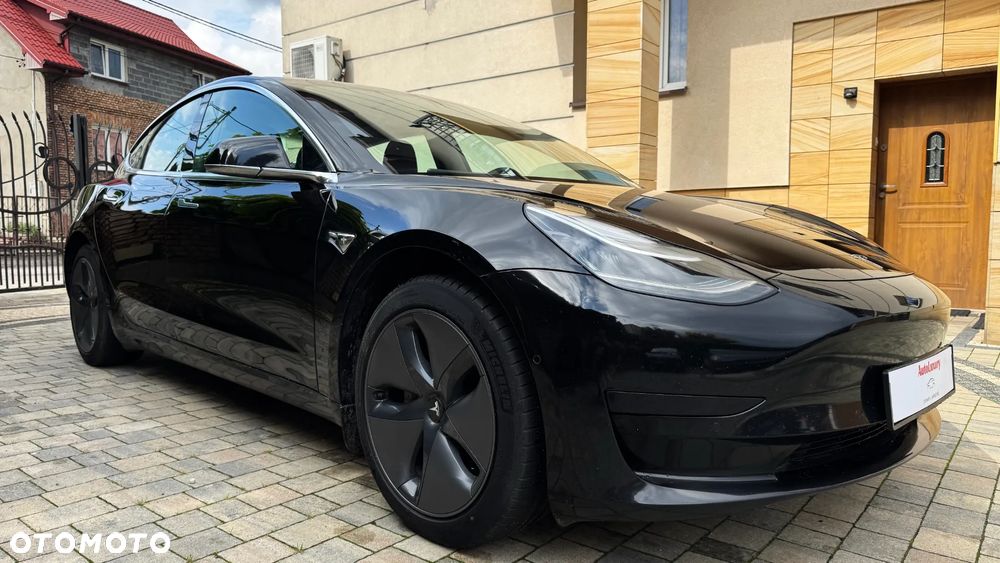 Tesla Model 3 Langstreckenbatterie Allradantrieb Dual Motor - 14