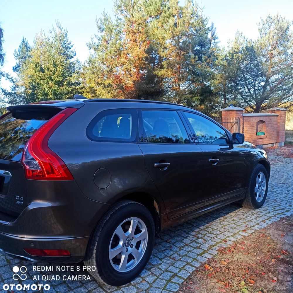 Volvo XC 60 D4 AWD Momentum - 3