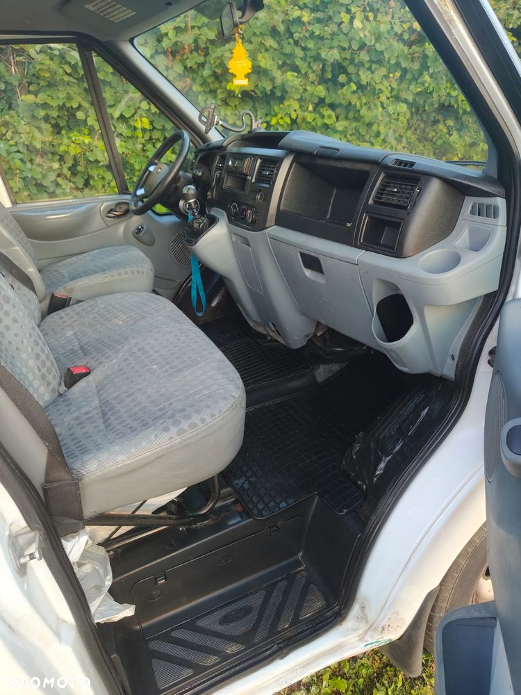 Ford TRANSIT - 12