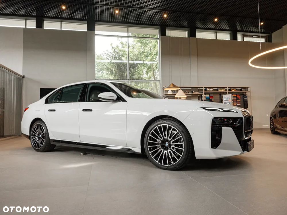 BMW Seria 7 740d xDrive - 2