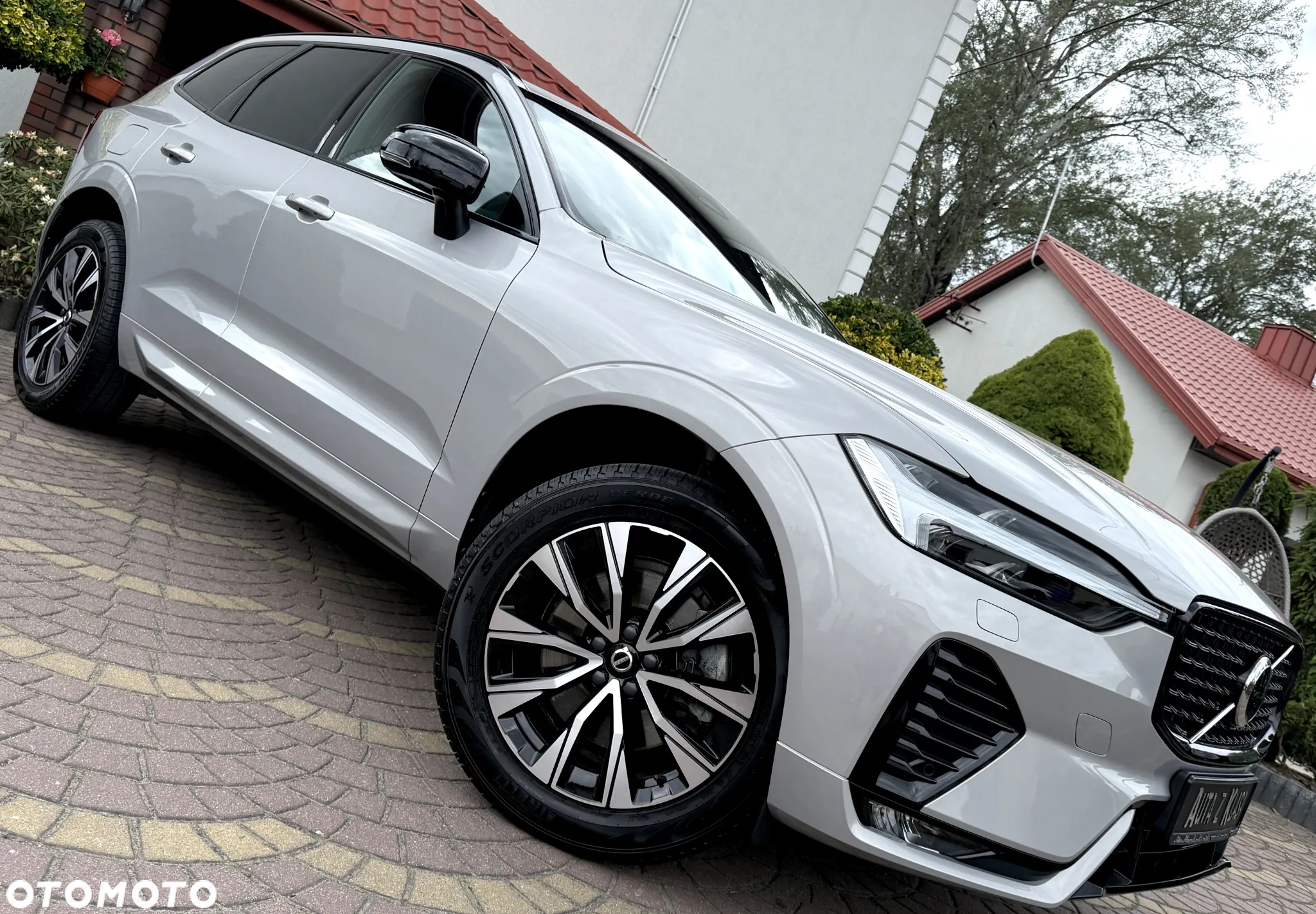 Volvo XC 60 B4 D AWD Geartronic RDesign - 4