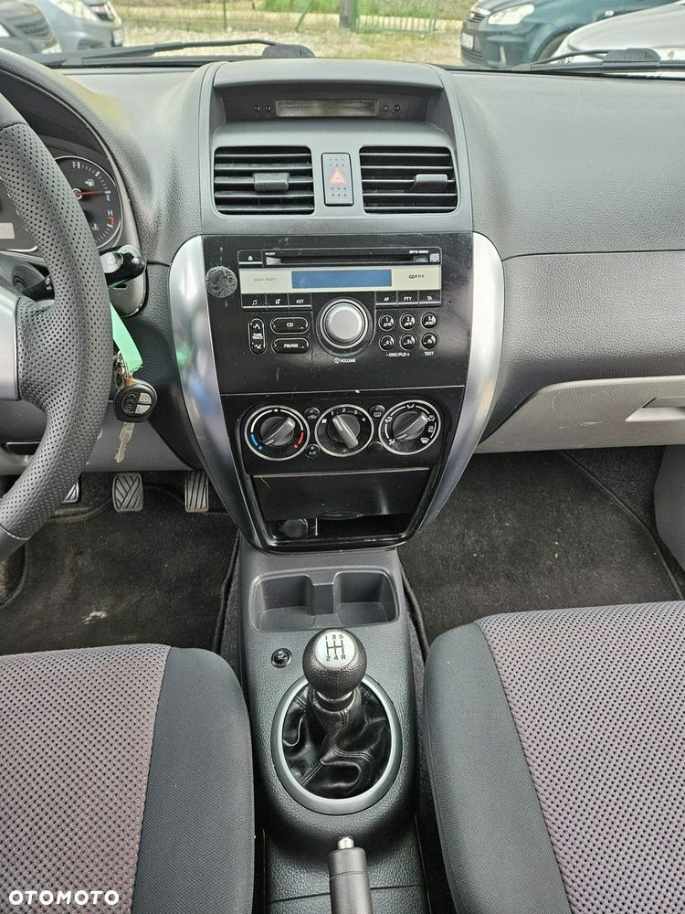 Suzuki SX4 - 15