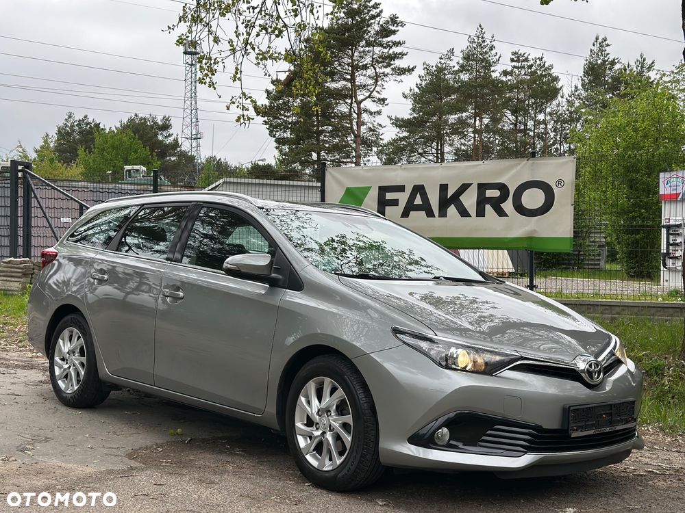 Toyota Auris 1.6 D-4D Premium - 12