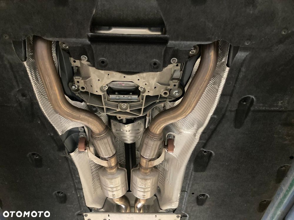 Audi A8 4.2 FSI L Quattro - 34