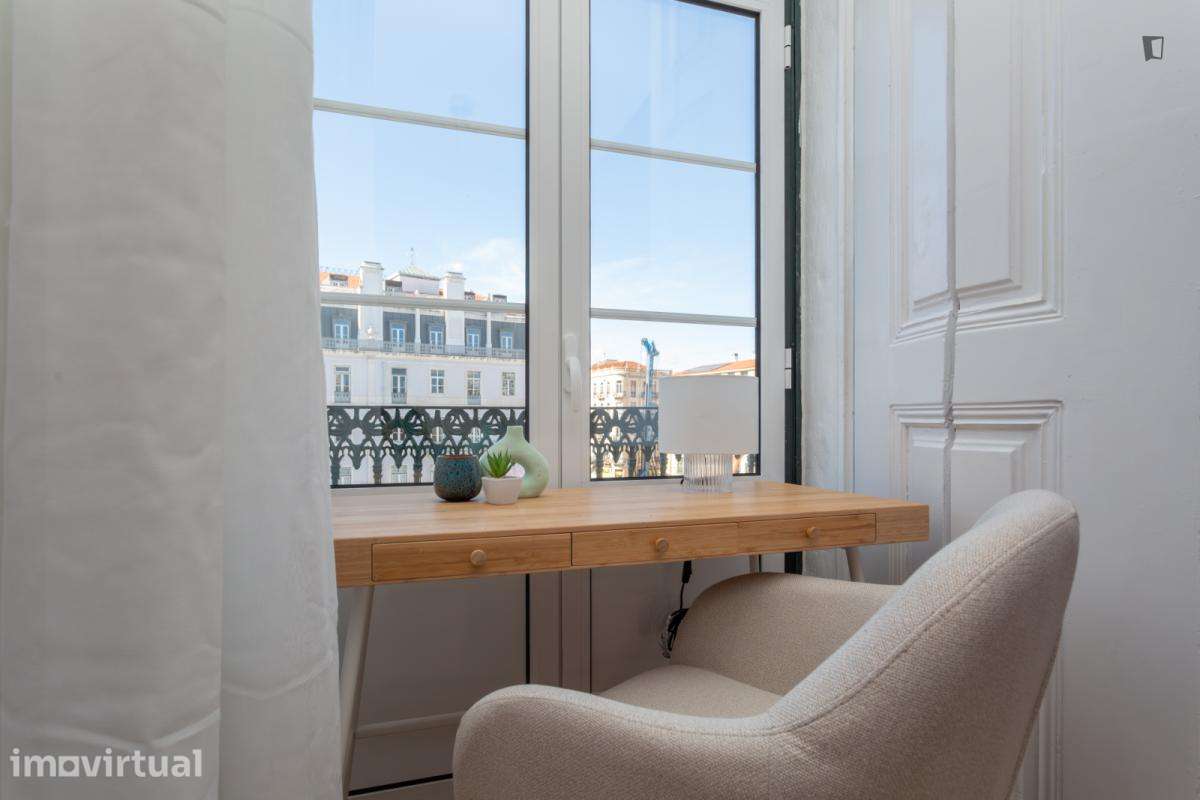 Quarto - localizado em Santos Lisbon - Grande imagem: 3/21