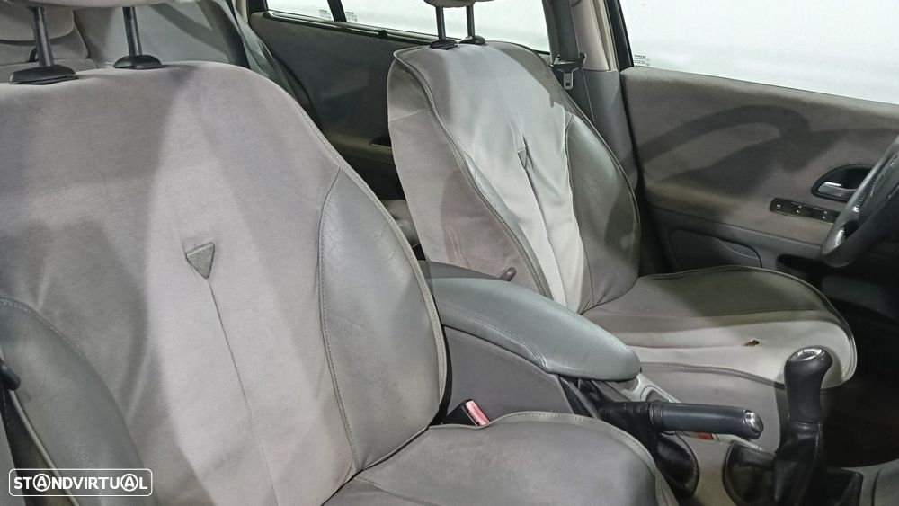 Renault Laguna Break 1.6 Privilège - 7