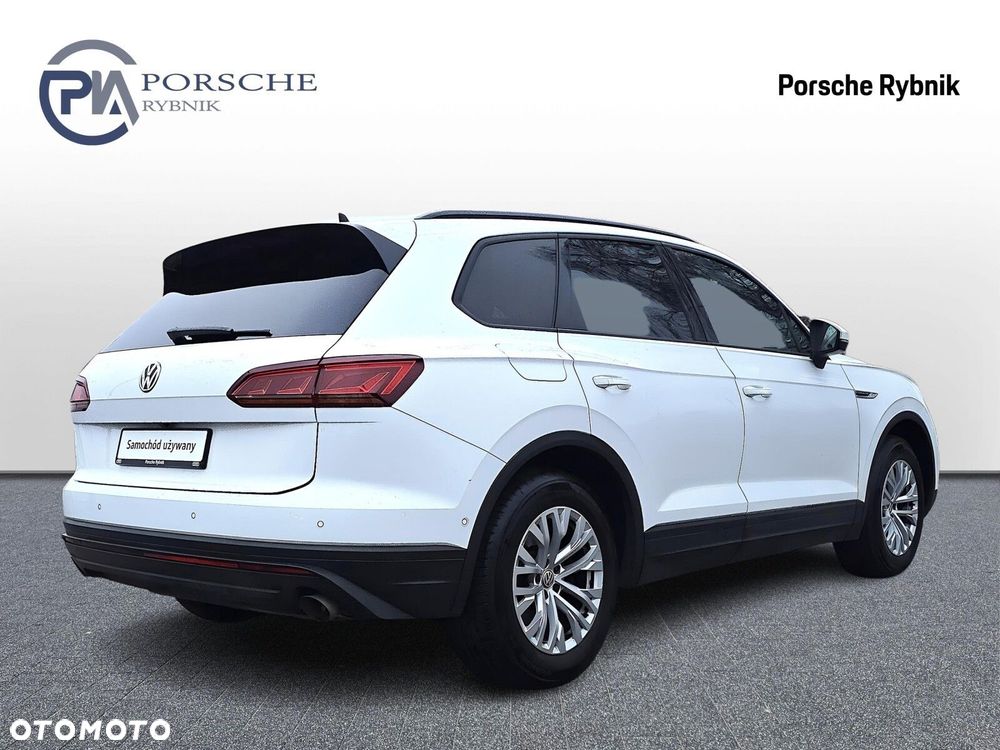 Volkswagen Touareg - 5