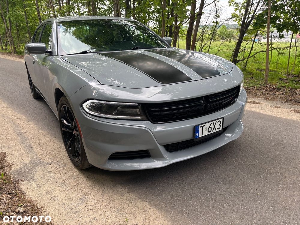 Dodge Charger - 4