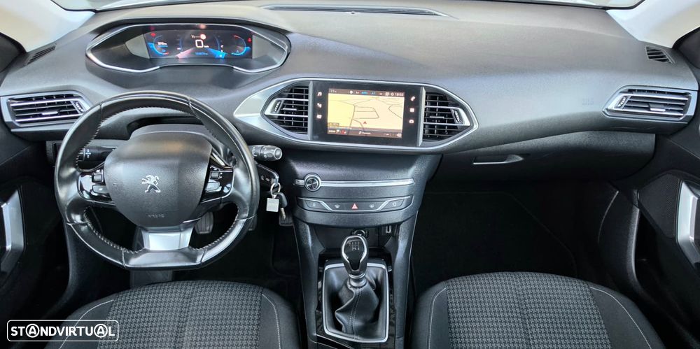 Peugeot 308 SW 1.2 PureTech Business Line - 6
