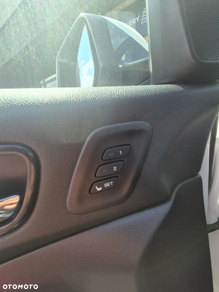 Honda CR-V 2.0 Executive (Honda Connect+) - 14