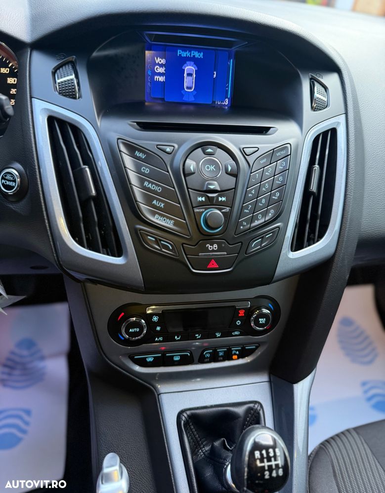 Ford Focus 1.6 EcoBoost Start Stop Titanium - 9