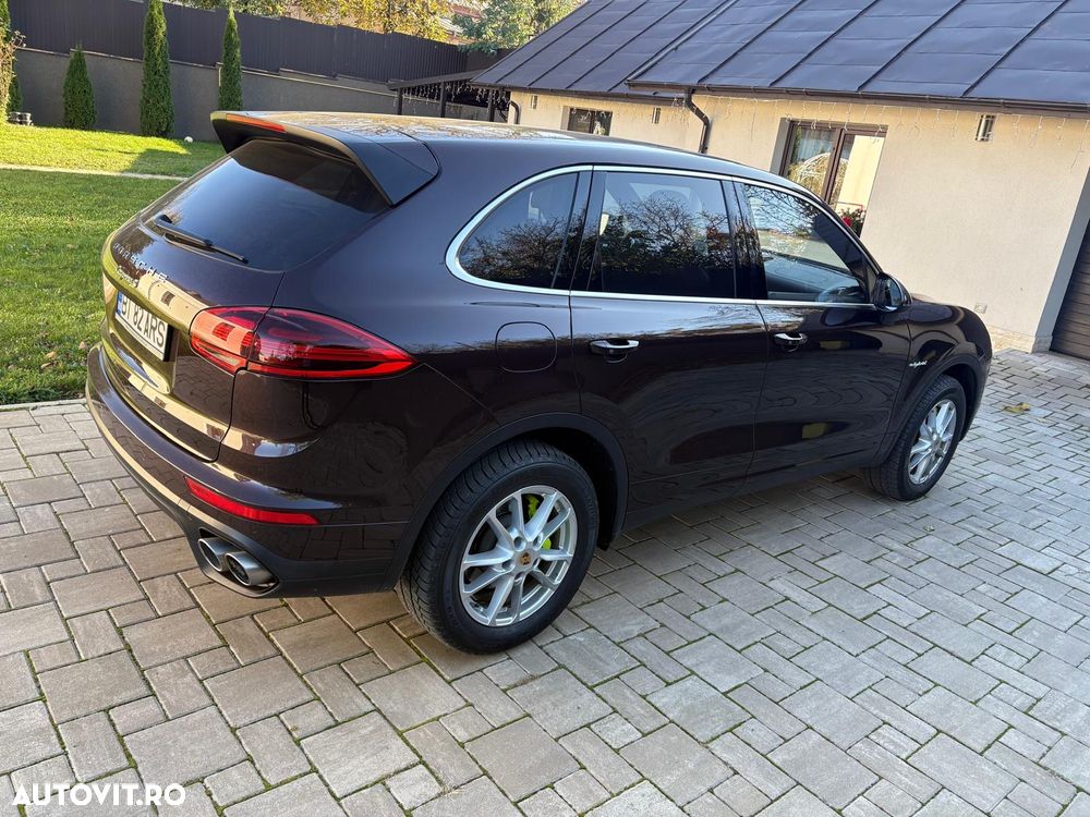 Porsche Cayenne S Hybrid Tiptronic S - 2