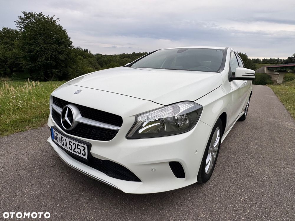 Mercedes-Benz Klasa A 180 Activity Edition - 17