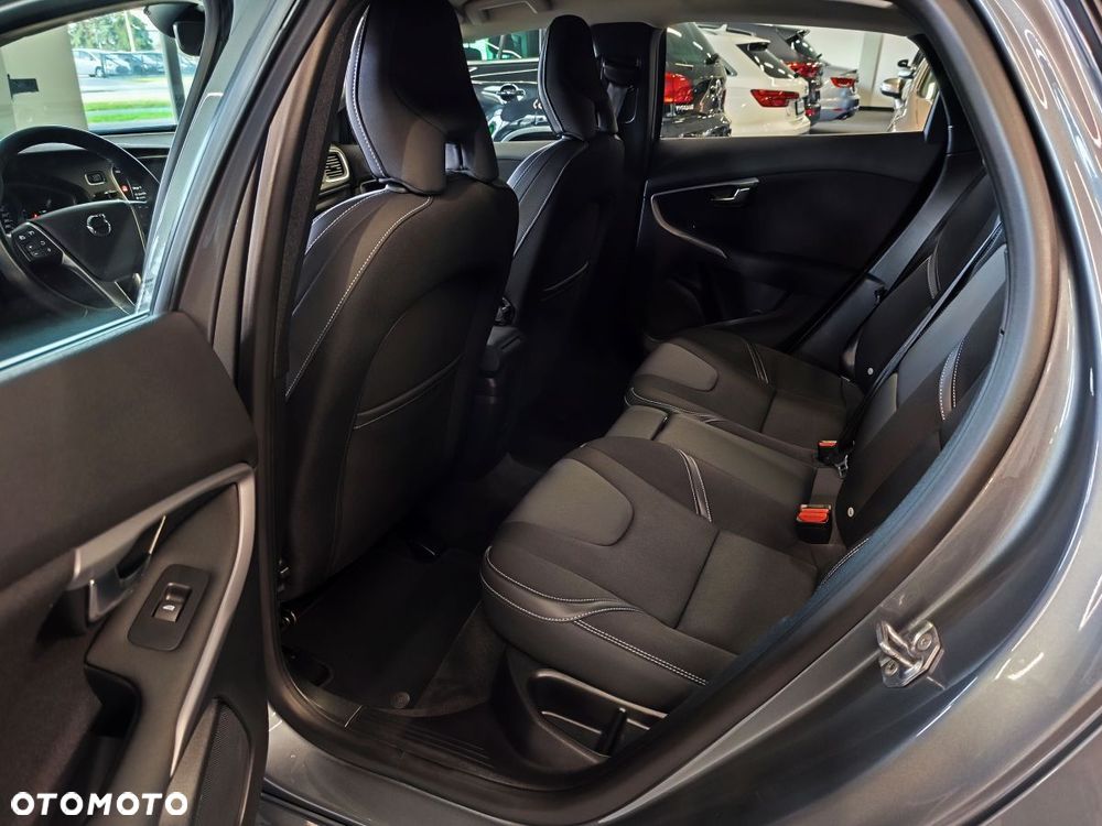 Volvo V40 D2 Drive-E SCR Momentum - 8