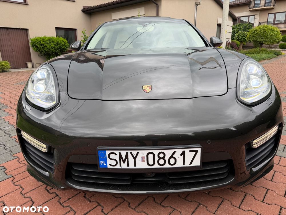 Porsche Panamera Turbo Executive - 9