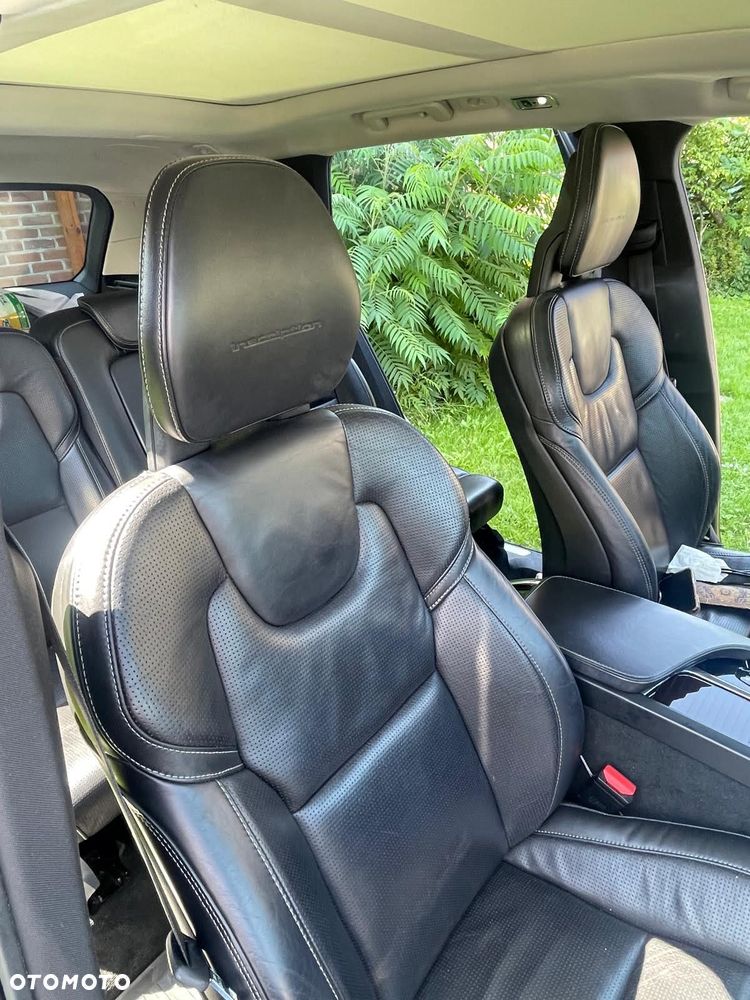 Volvo XC 90 - 7