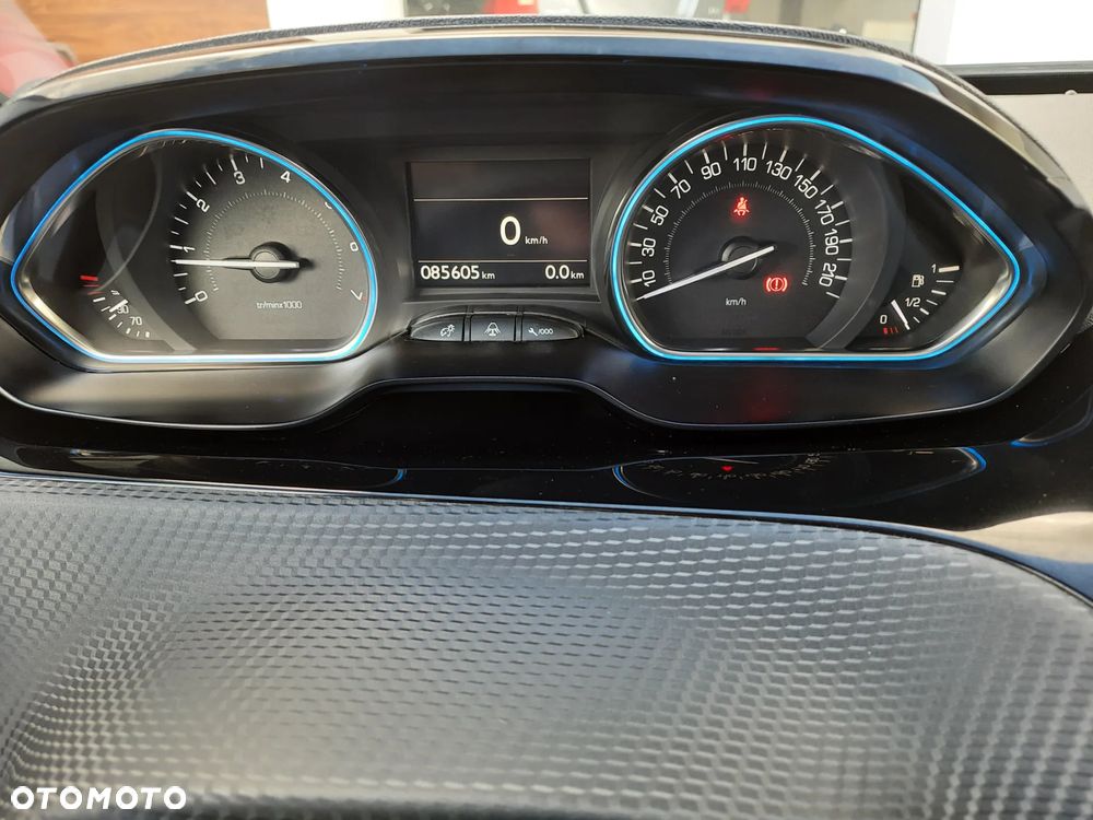 Peugeot 2008 PureTech 110 Style - 19
