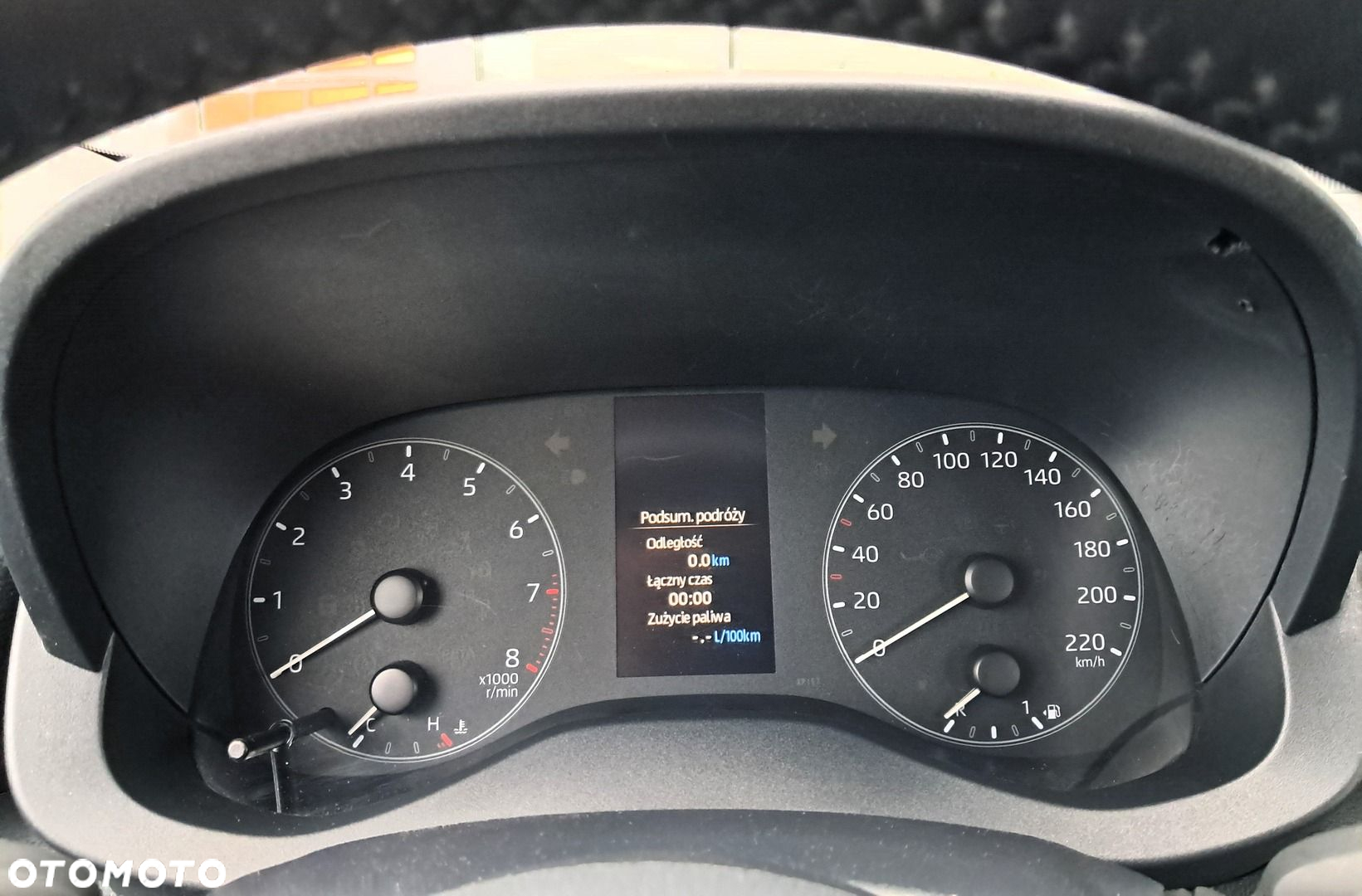 Toyota Yaris - 8