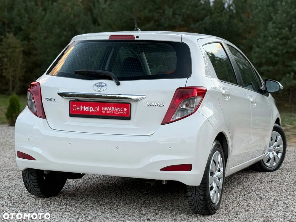 Toyota Yaris 2012 photo 2