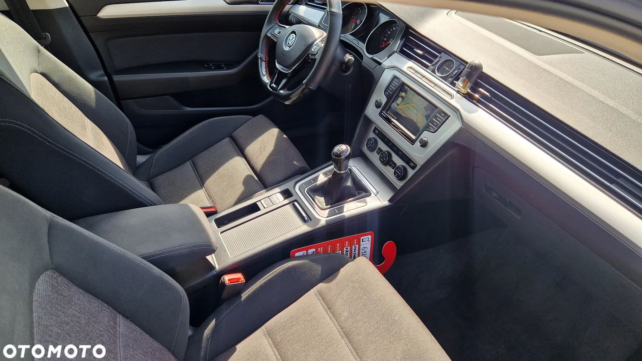 Volkswagen Passat 2.0 TDI BMT Comfortline - 6