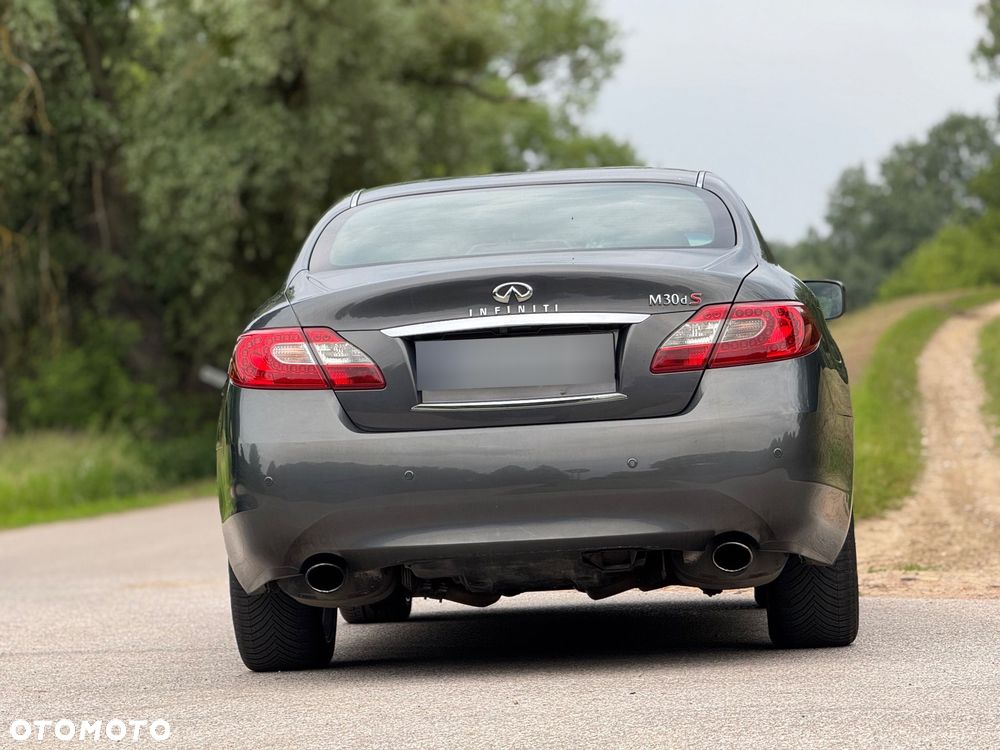 Infiniti M M30d S Premium - 11