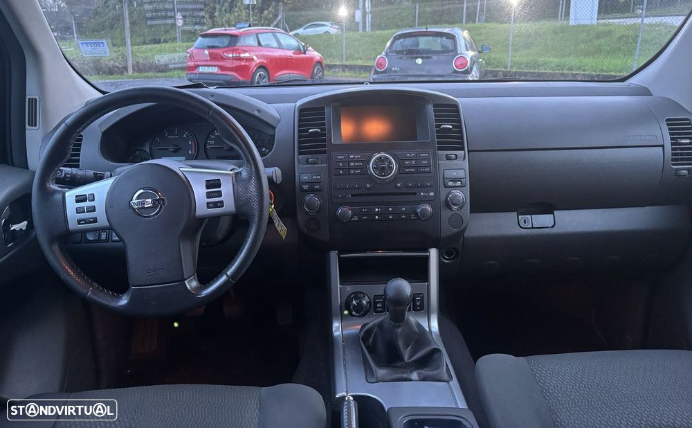 Nissan Navara 2.5 dCi CD LE 4WD - 8