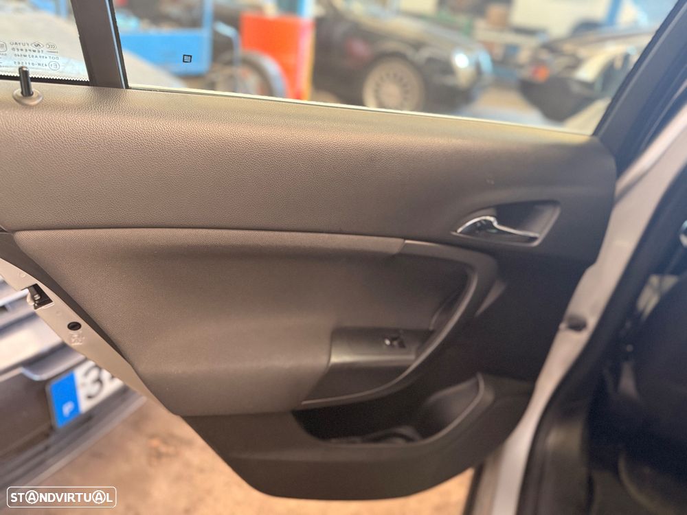 Opel Insignia - 5