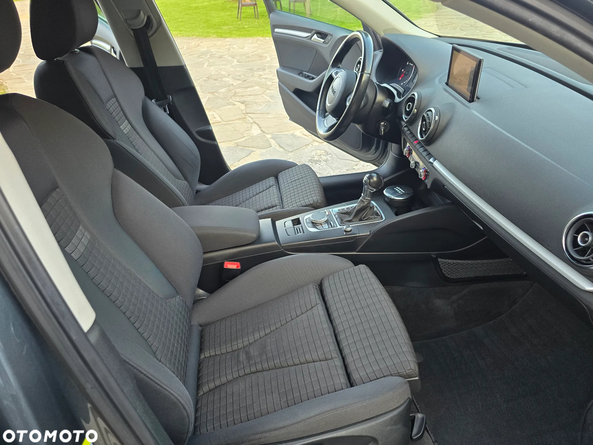 Audi A3 Sportback 2.0 TDI Attraction S tronic - 24