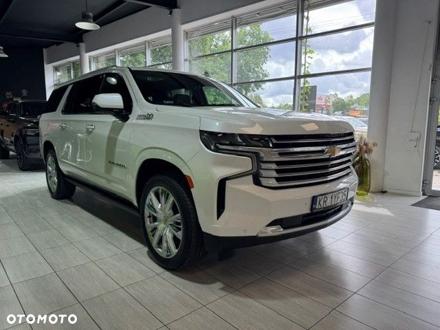Chevrolet Suburban - 8