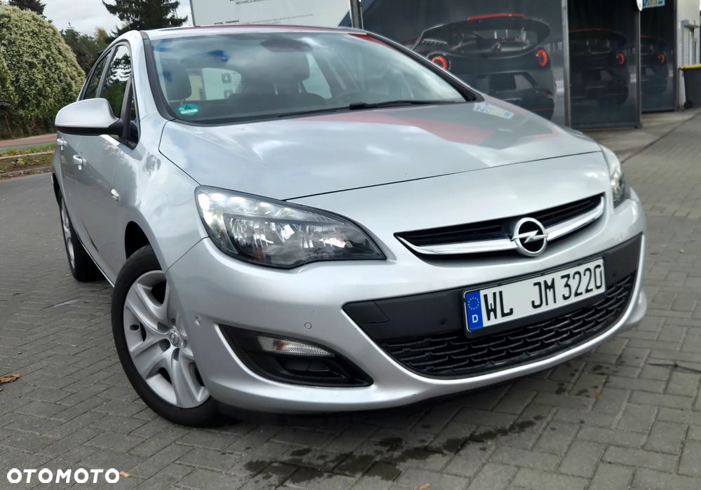 Opel Astra 1.6 CDTI Sport - 22