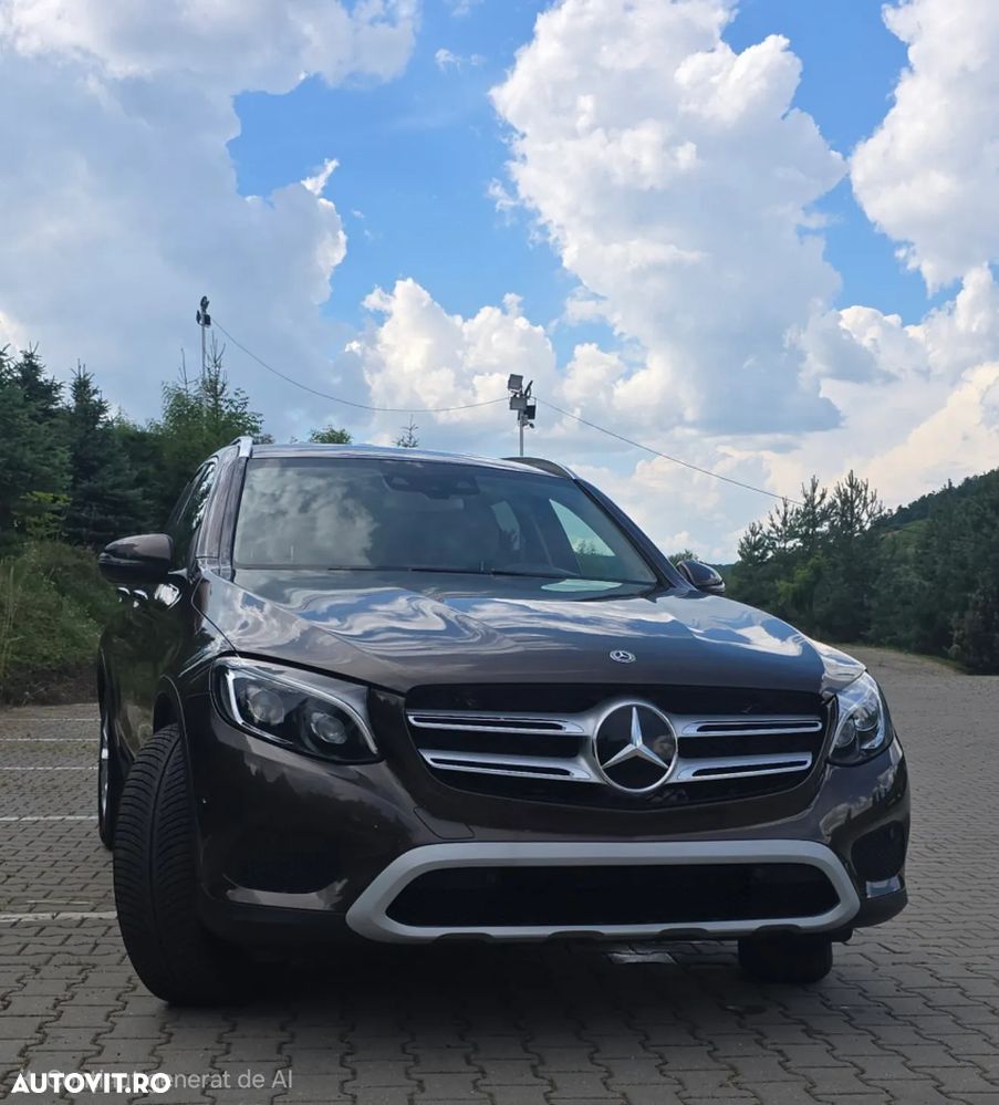 Mercedes-Benz GLC - 12