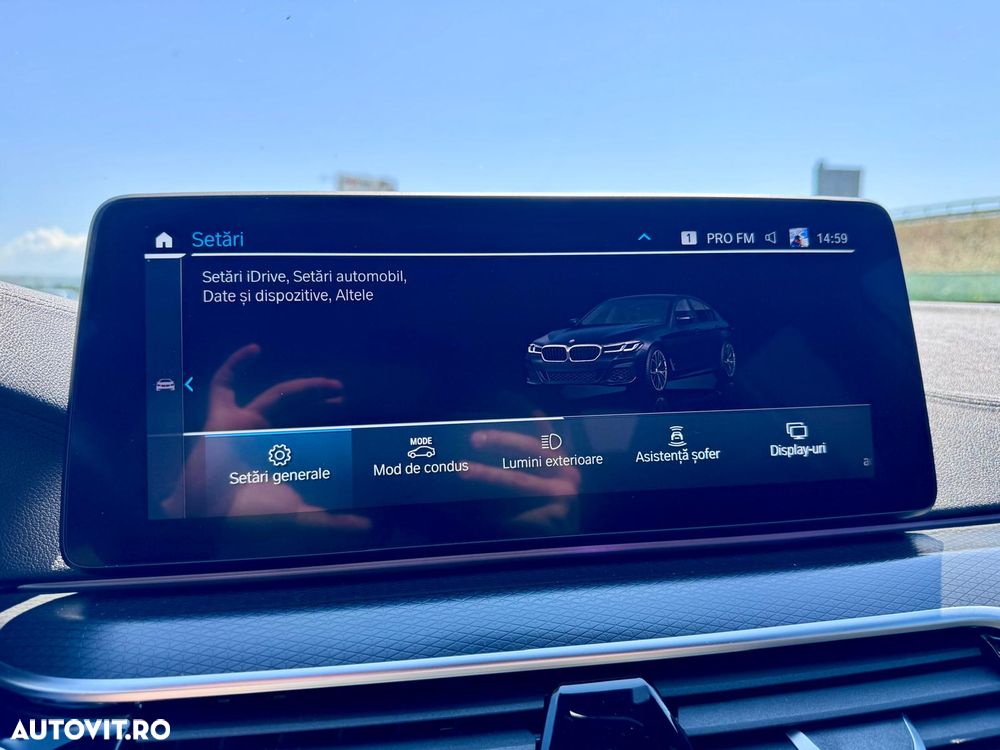 BMW Seria 5 530e xDrive Aut. M Sport Edition - 28