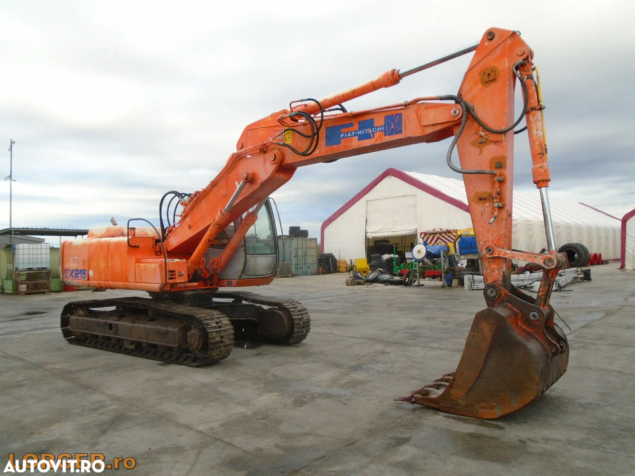 FIAT HITACHI EX215 - 4