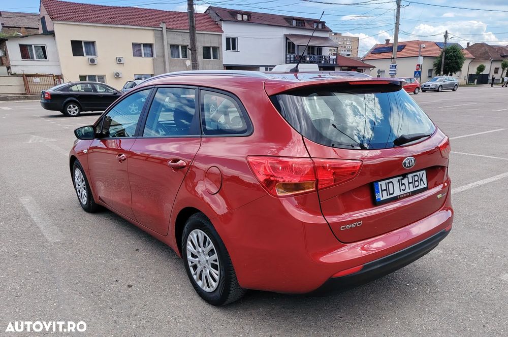 Kia Ceed - 6