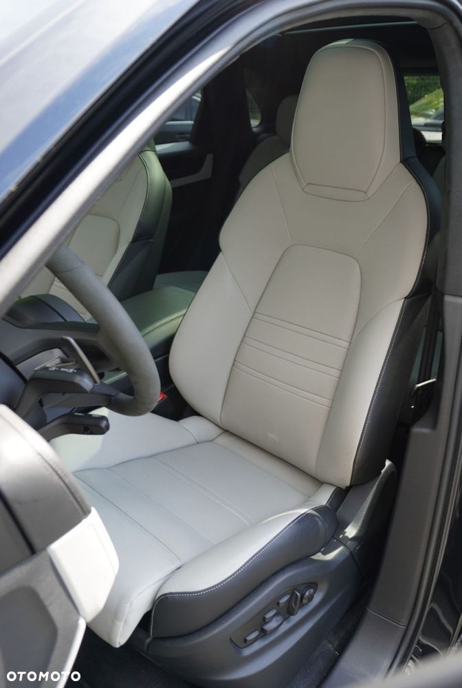 Porsche Cayenne GTS - 11