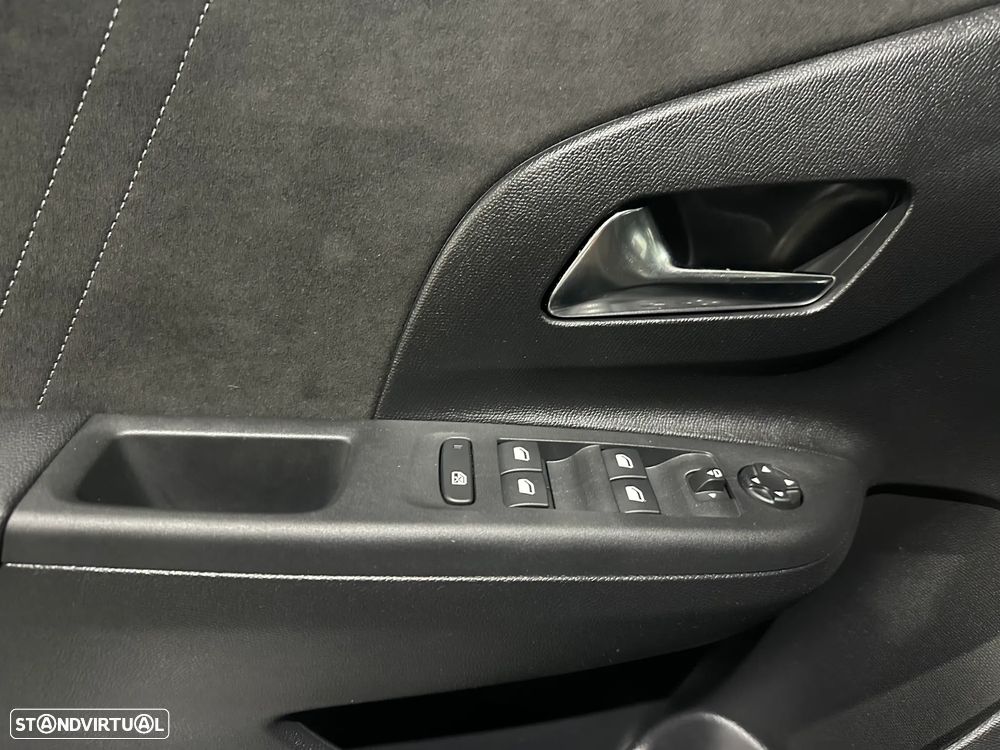 Opel Corsa-e GS - 12