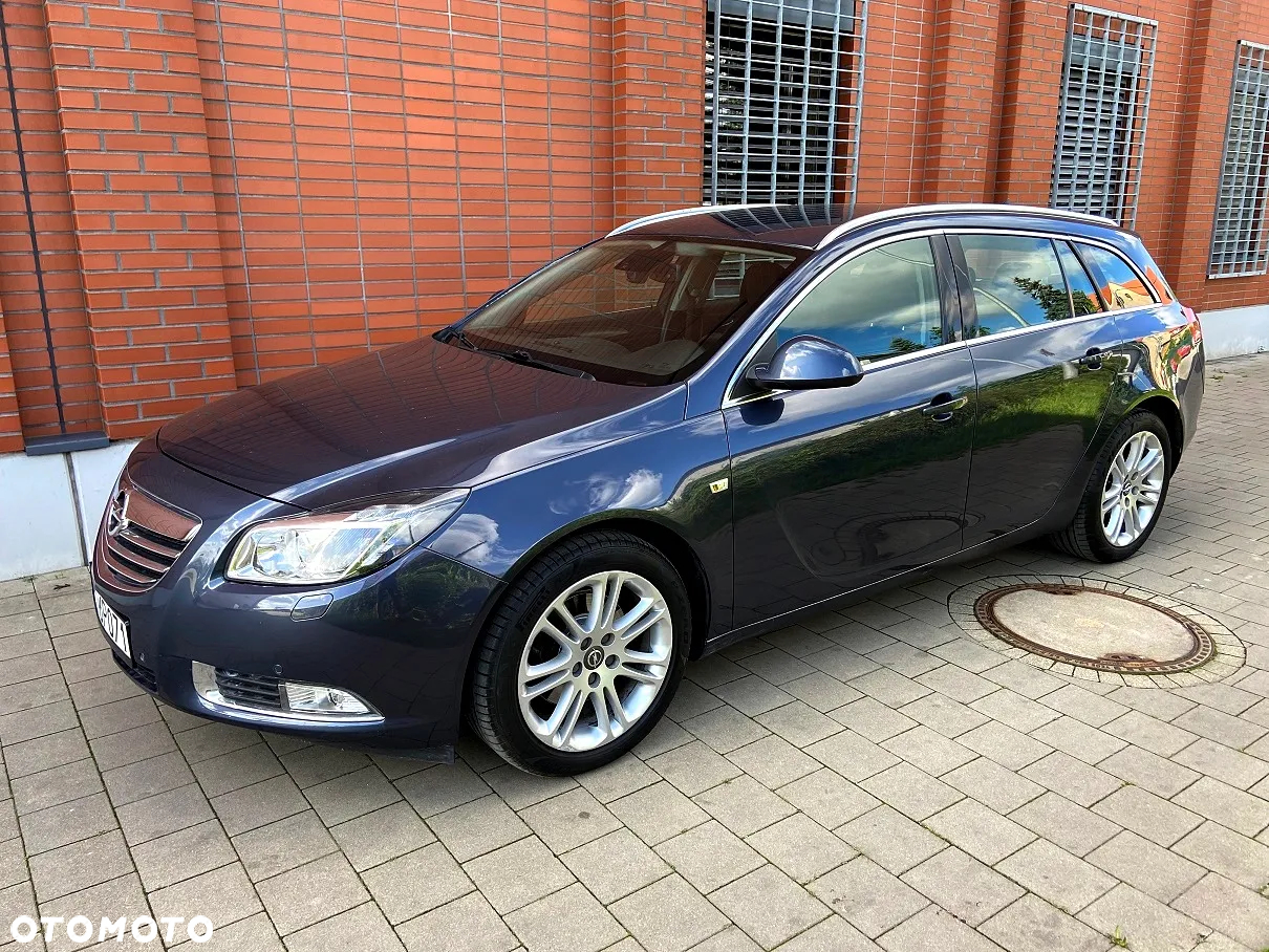 Opel Insignia 2.0 CDTI Sports Tourer - 2