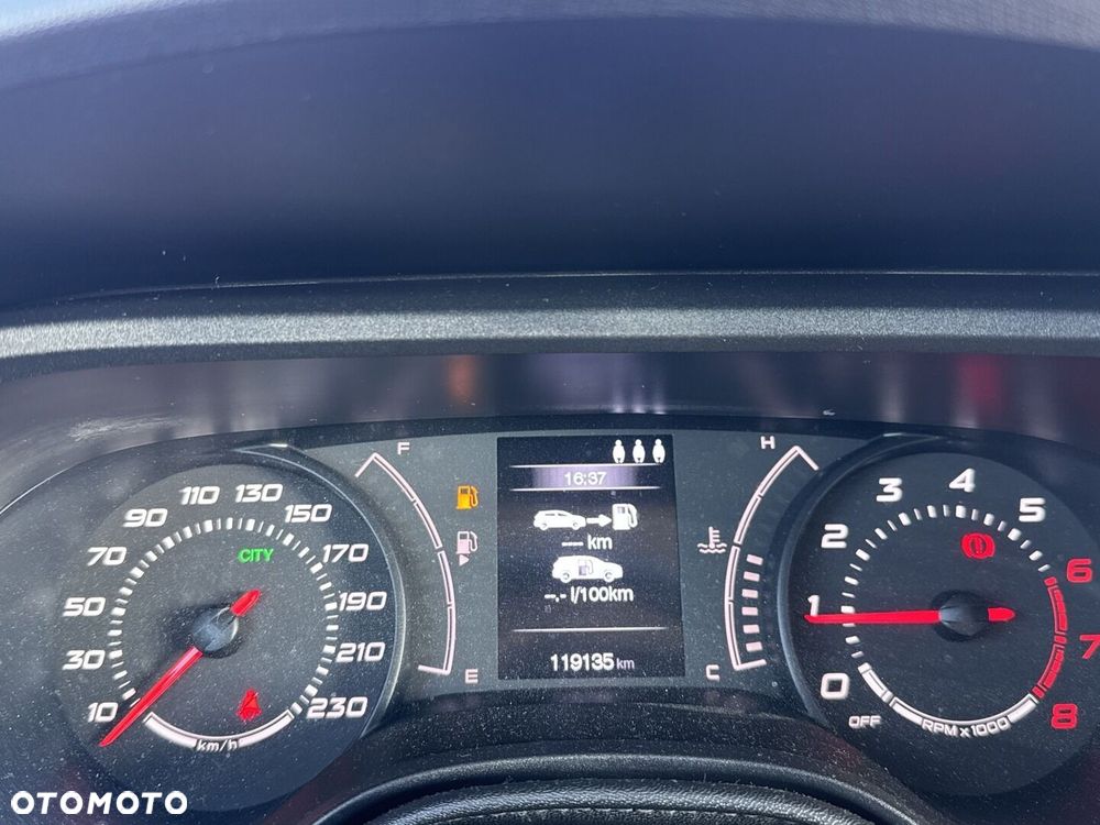 Fiat Tipo 1.4 T-Jet 16v Street - 19