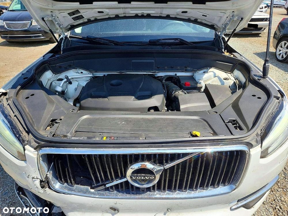 Volvo XC 90 - 12
