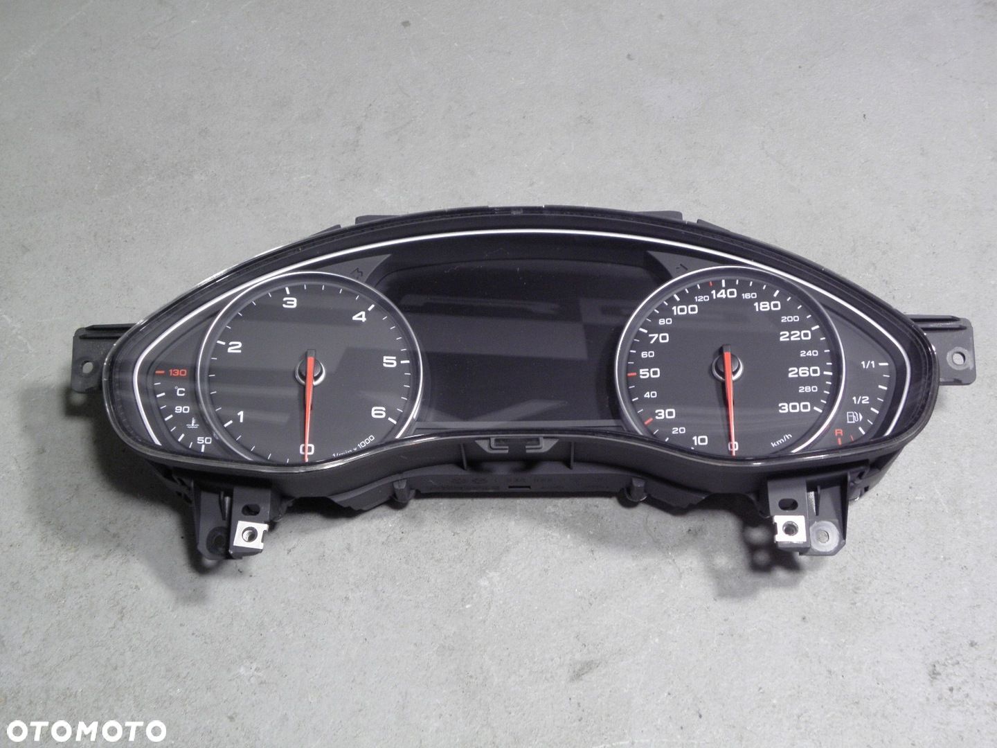AUDI A6 C7 // LICZNIK ZEGARY 4G8920932D - 1