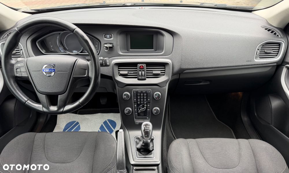 Volvo V40 D2 Momentum - 15