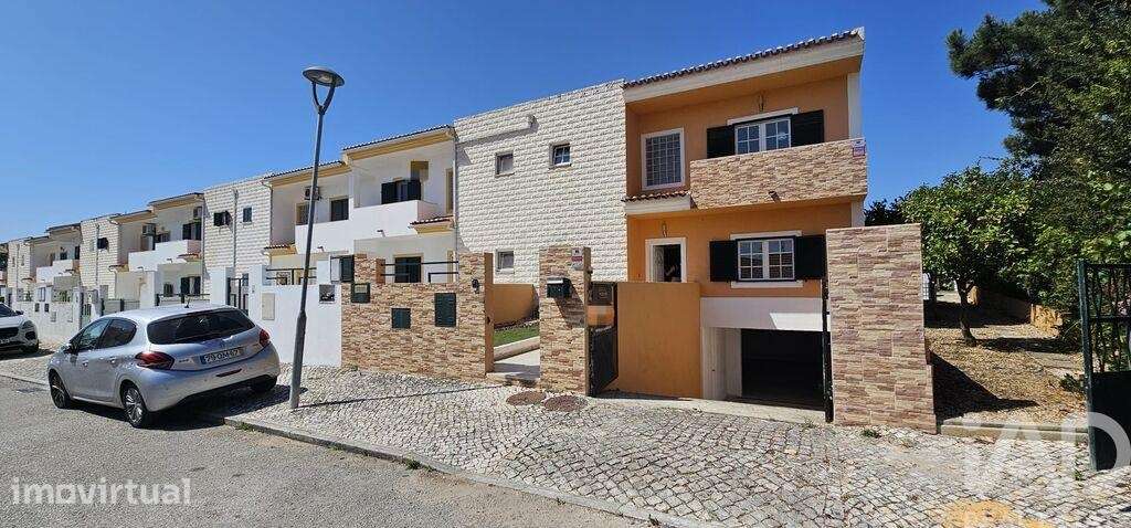 Moradia geminada T4 em Gâmbia-Pontes-Alto da Guerra - Grande imagem: 2/40