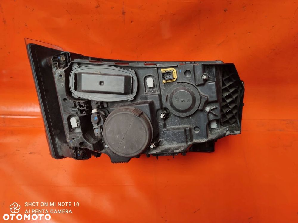 RENAULT T RANGE GAMA T REFLEKTOR LEWY MIGACZ LAMPA - 2