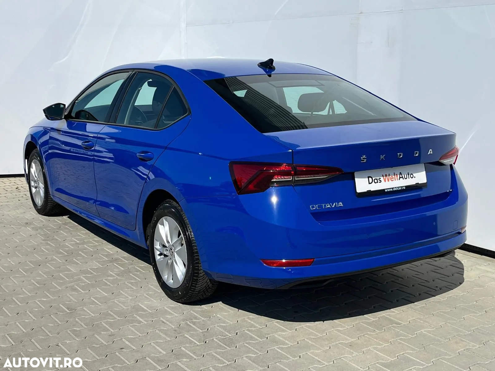 Skoda Octavia 2.0 TDI DSG Ambition - 3