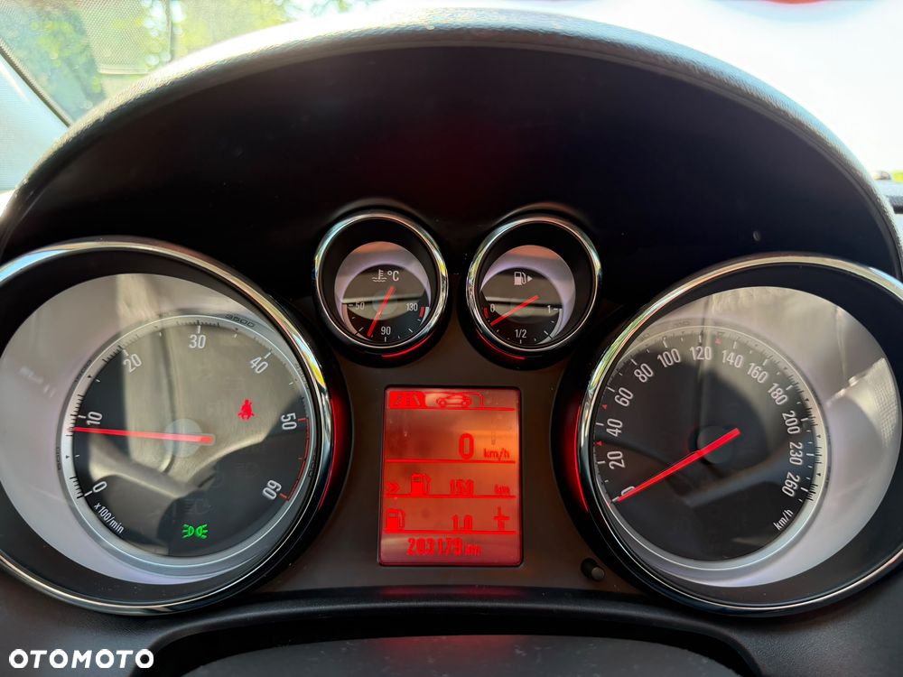 Opel Astra 2.0 CDTI Cosmo S&S - 37