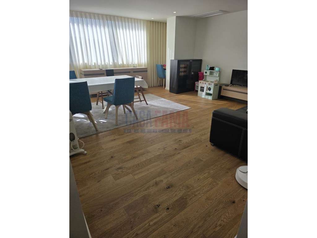 Apartamento T2 (semi novo) no Centro de Vila Nova de Famalicão - Ar... - Grande imagem: 2/18
